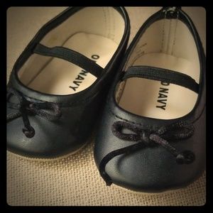 Old Navy Black Baby Girl Ballet Shoes